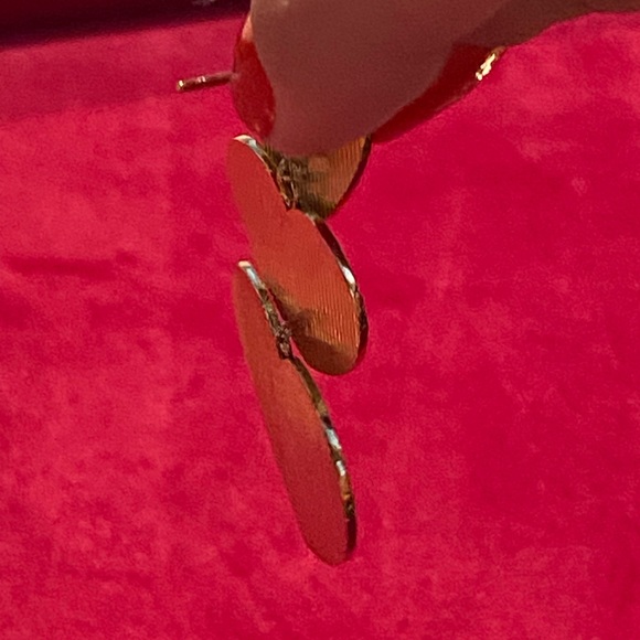 18k Gold Plated Heart Dangle Earrings - Picture 2 of 3